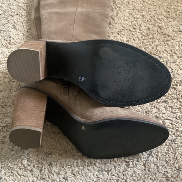 Like new over the knee boots - Picture 3 of 4